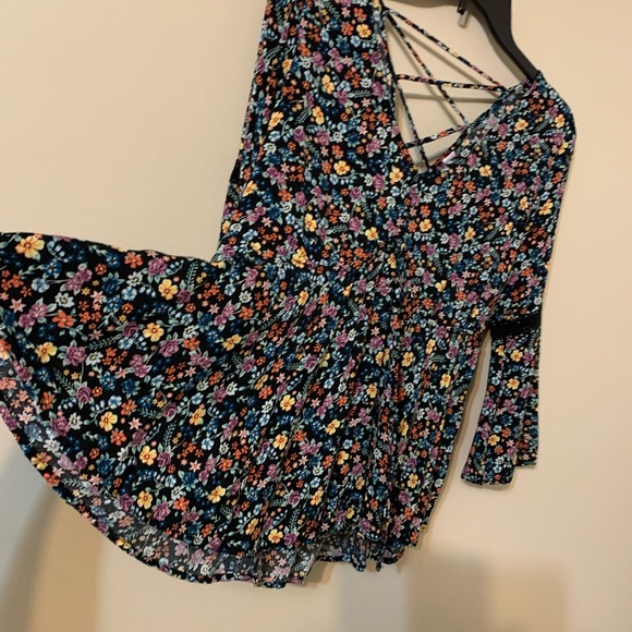 Junior size 11-13 Top by NO BOUNDARIES - Picture 13 of 16